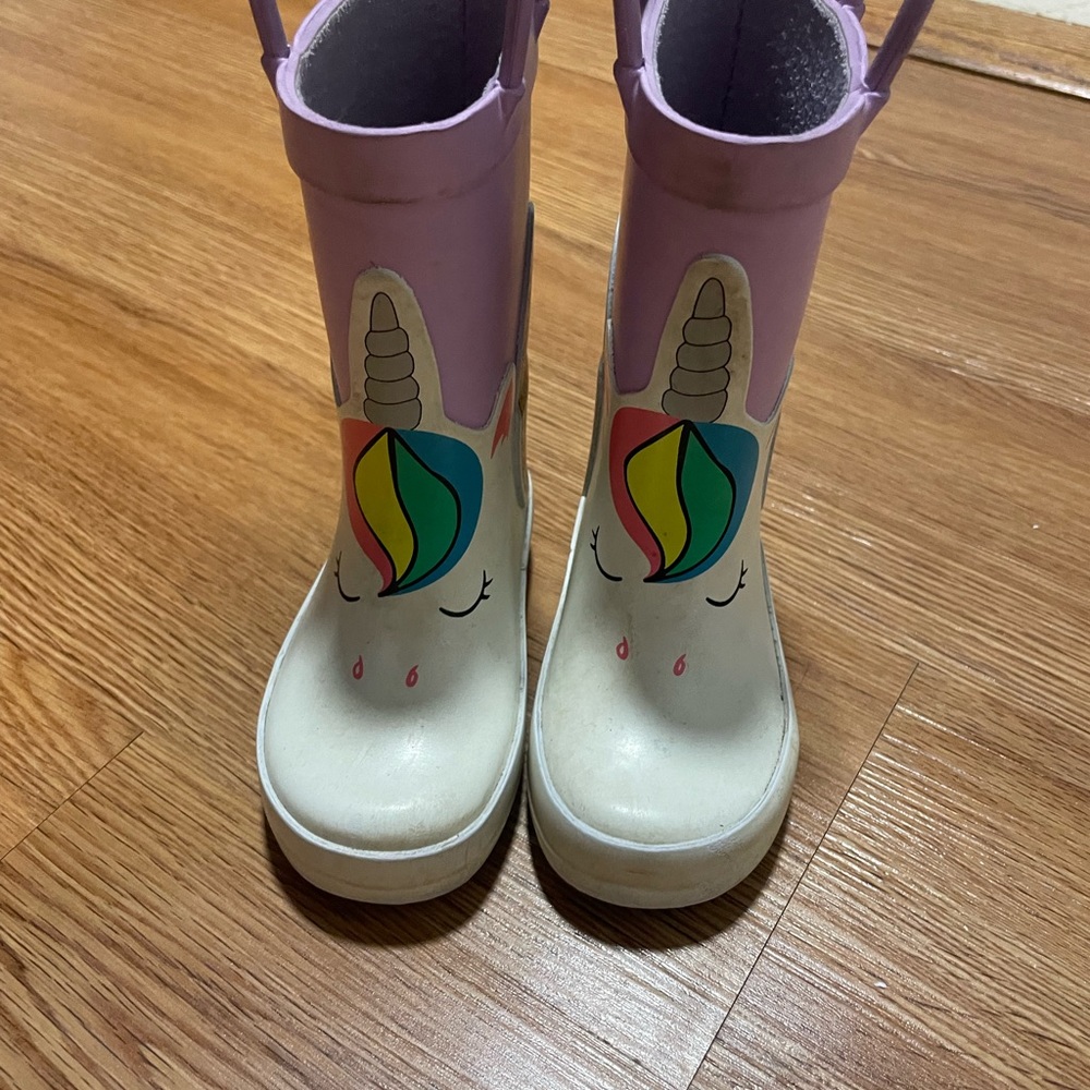 Unicorn rain boots size 5